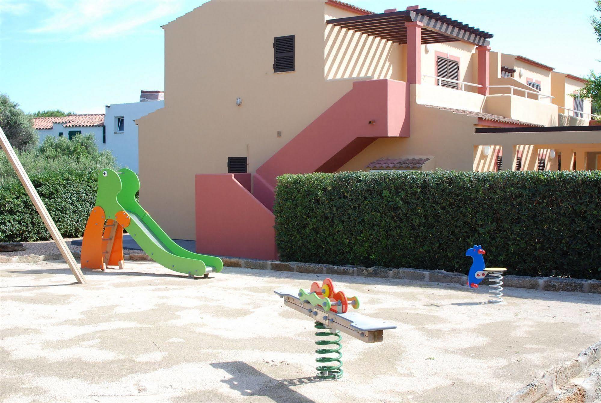 Apartamentos Ses Anneres Cala'N Blanes  Buitenkant foto